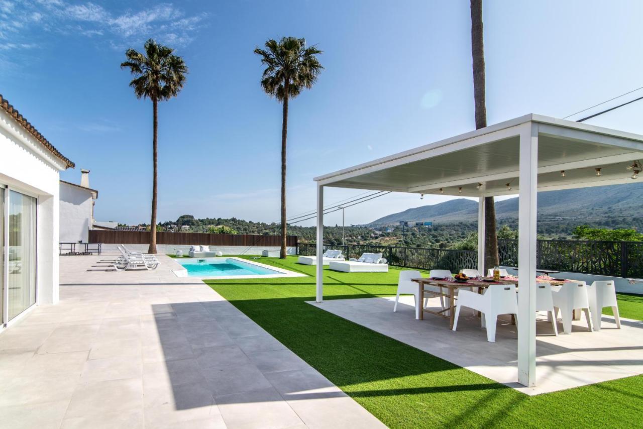 Palm Tree Villa - 5Bdr Paradise Pool / Chill Out Beds Torremolinos Exterior foto